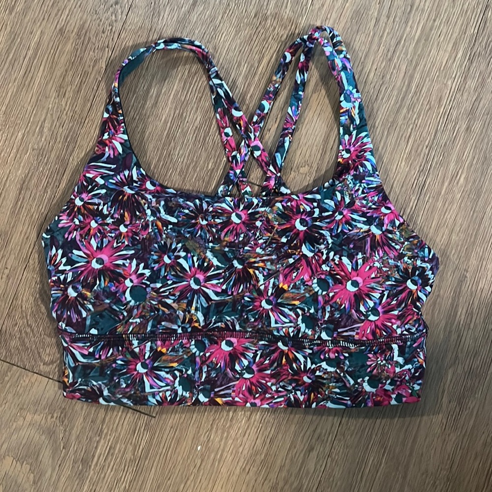 lululemon sports bra. Medium support. Great condition.